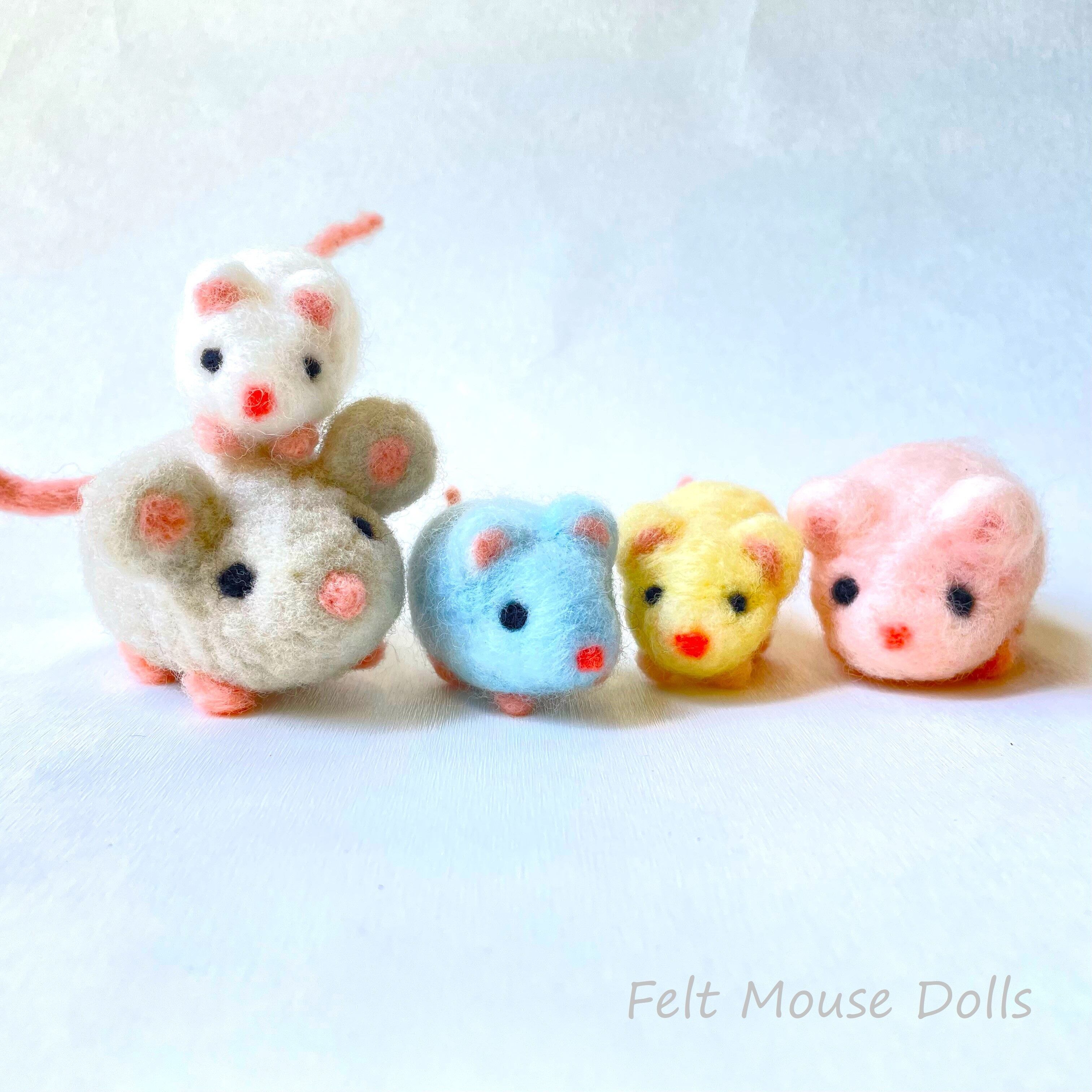 羊毛フェルト　人形　牛ちゃんとねずみちゃん オーダーページ 羊毛フェルト 人形 牛ちゃんとねずみちゃん