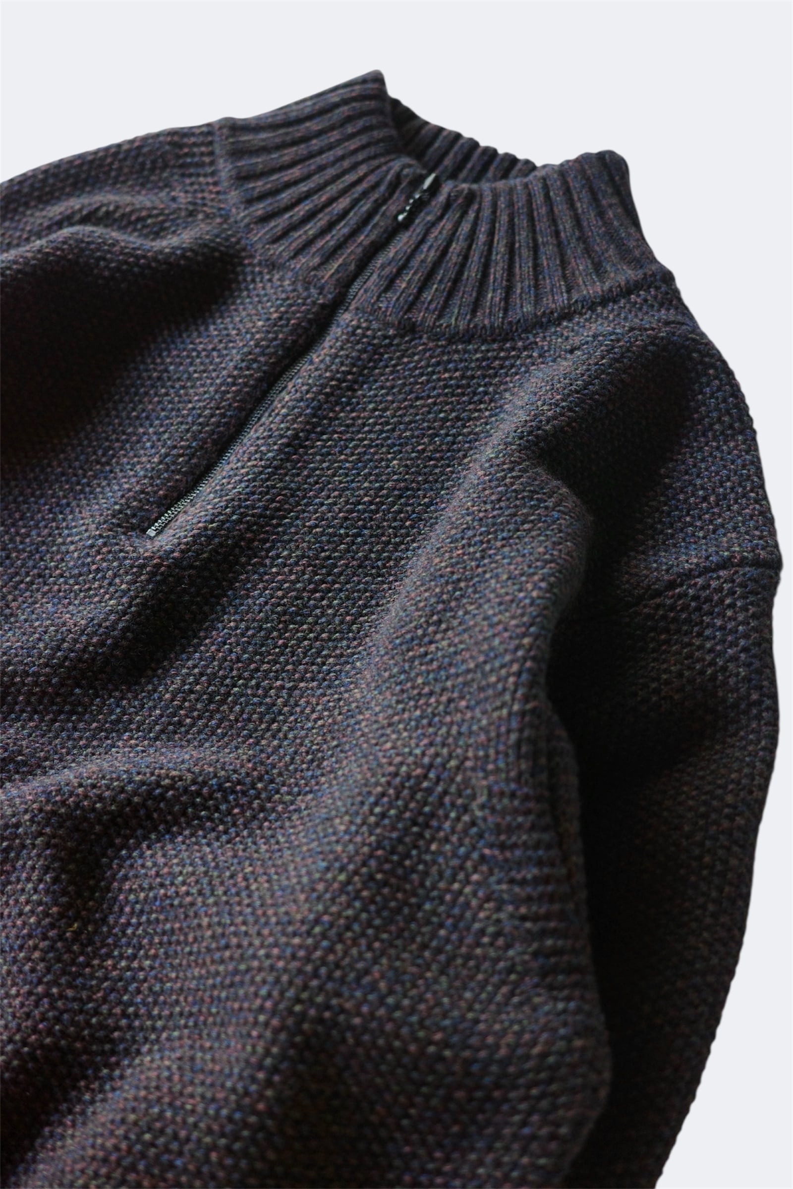 crepuscule 【WOOL KANOKO HALF ZIP P/O -BLACK-】 | lloomm