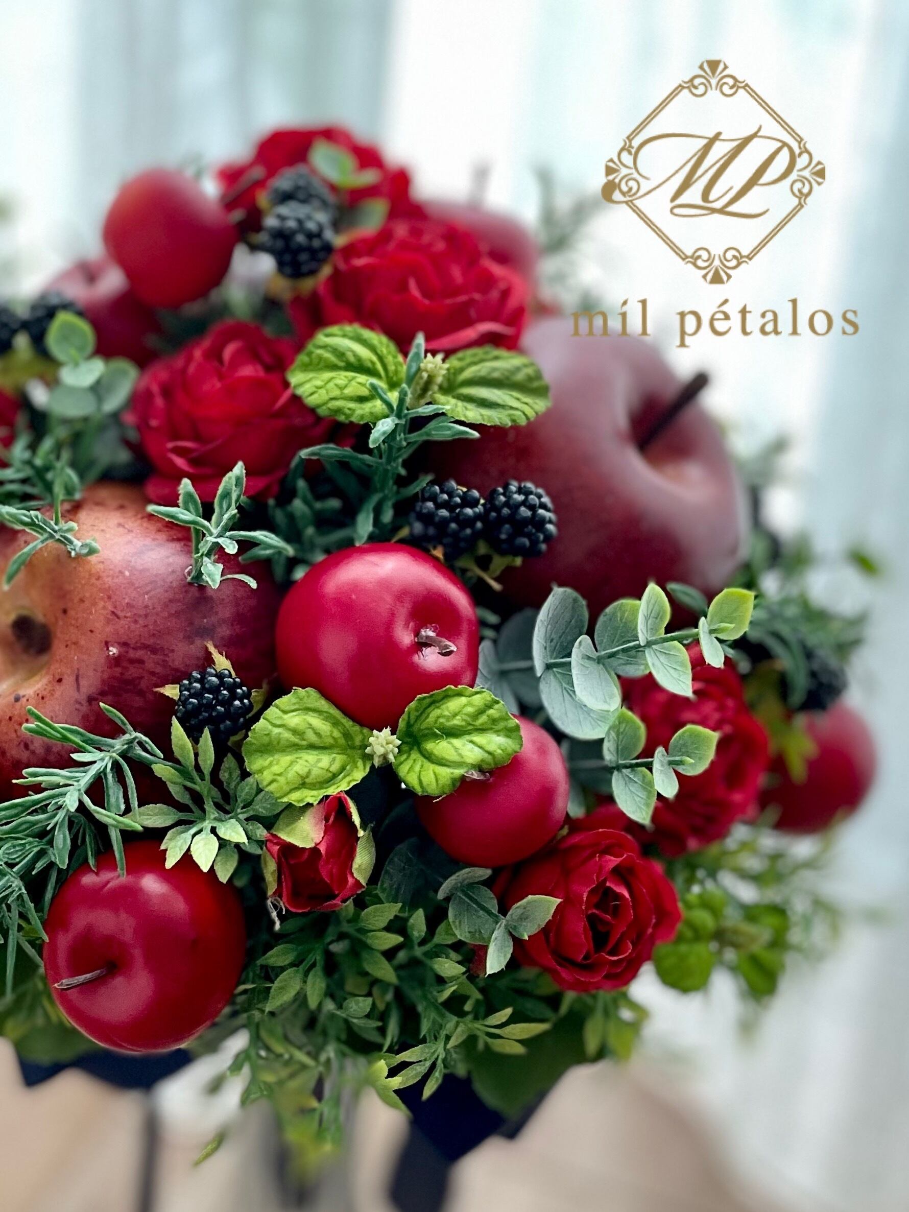 Apple Bouquet りんごのブーケ(ブーケとブートニアのセット Apple Bouquet りんごのブーケ(ブーケとブートニアのセット