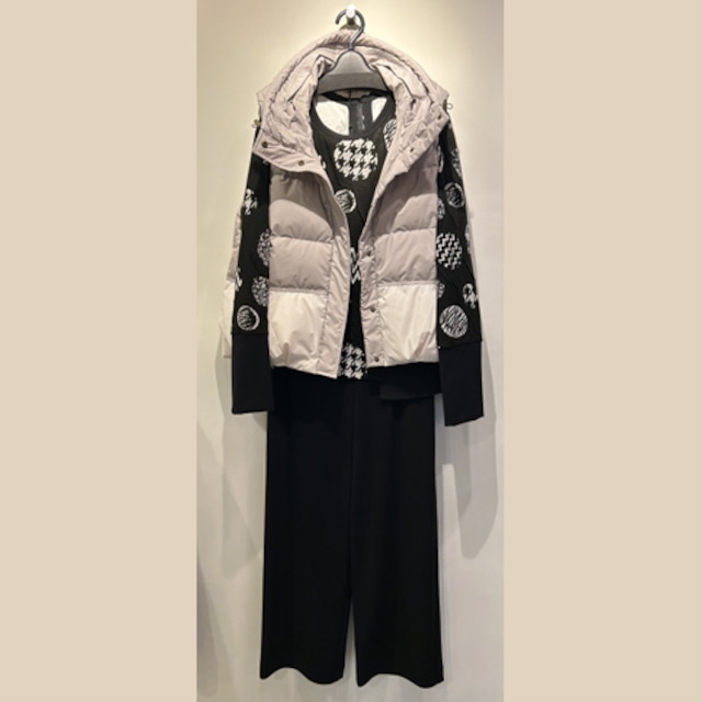 おすすめセレクト（カットソー＋パンツ+ダウン）