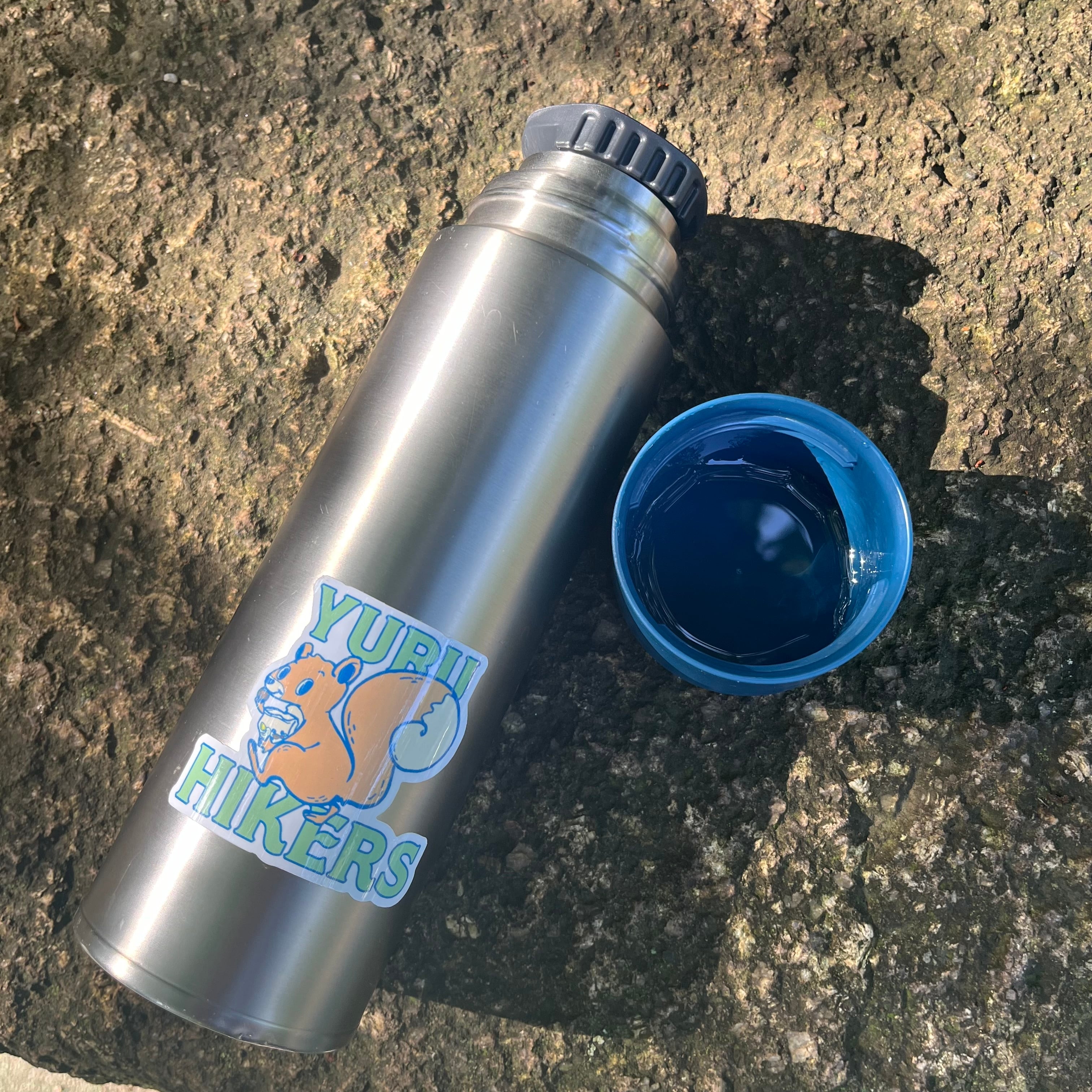 YURU HIKERS ステッカー〈防水加工〉 | YURU HIKERS