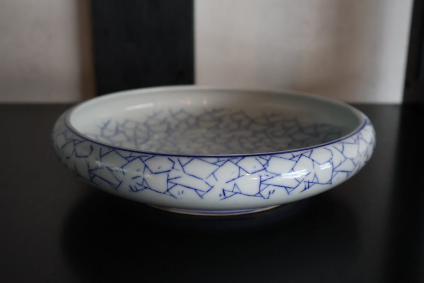 有田焼 氷裂紋 大鉢 | うつわ通販 土岐陶器店 / ONLINE SHOP