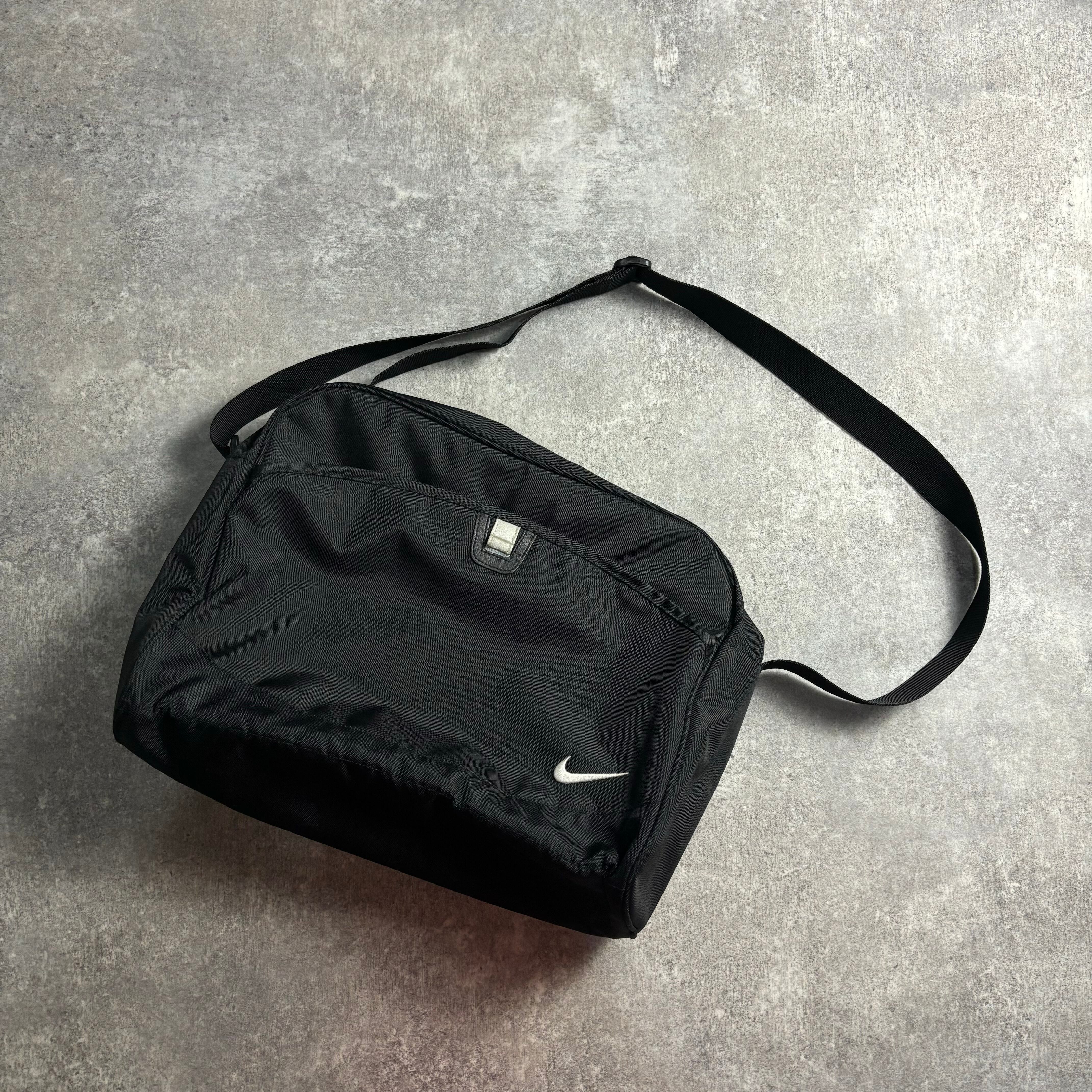nike 00s y2k ショルダーバッグ 00s NIKE ショルダーバッグ 黒 Y2K