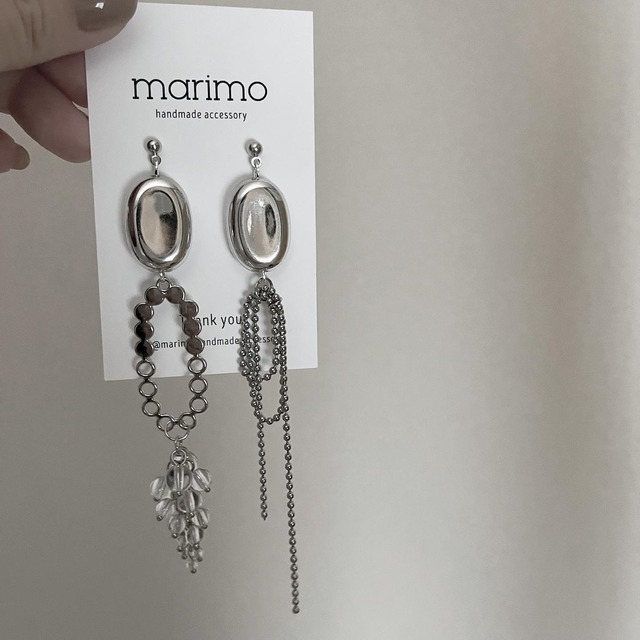 シルバー デザイン アシンメトリー ボールチェーン クリア ロング ピアス/イヤリング| marimo-モノトーンカラーのハンドメイドピアス・アクセサリー
