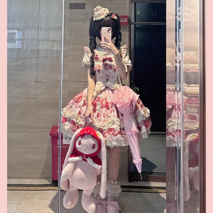 ロリィタファッション 甘ロリ｜苺柄フリルワンピース（ピンク