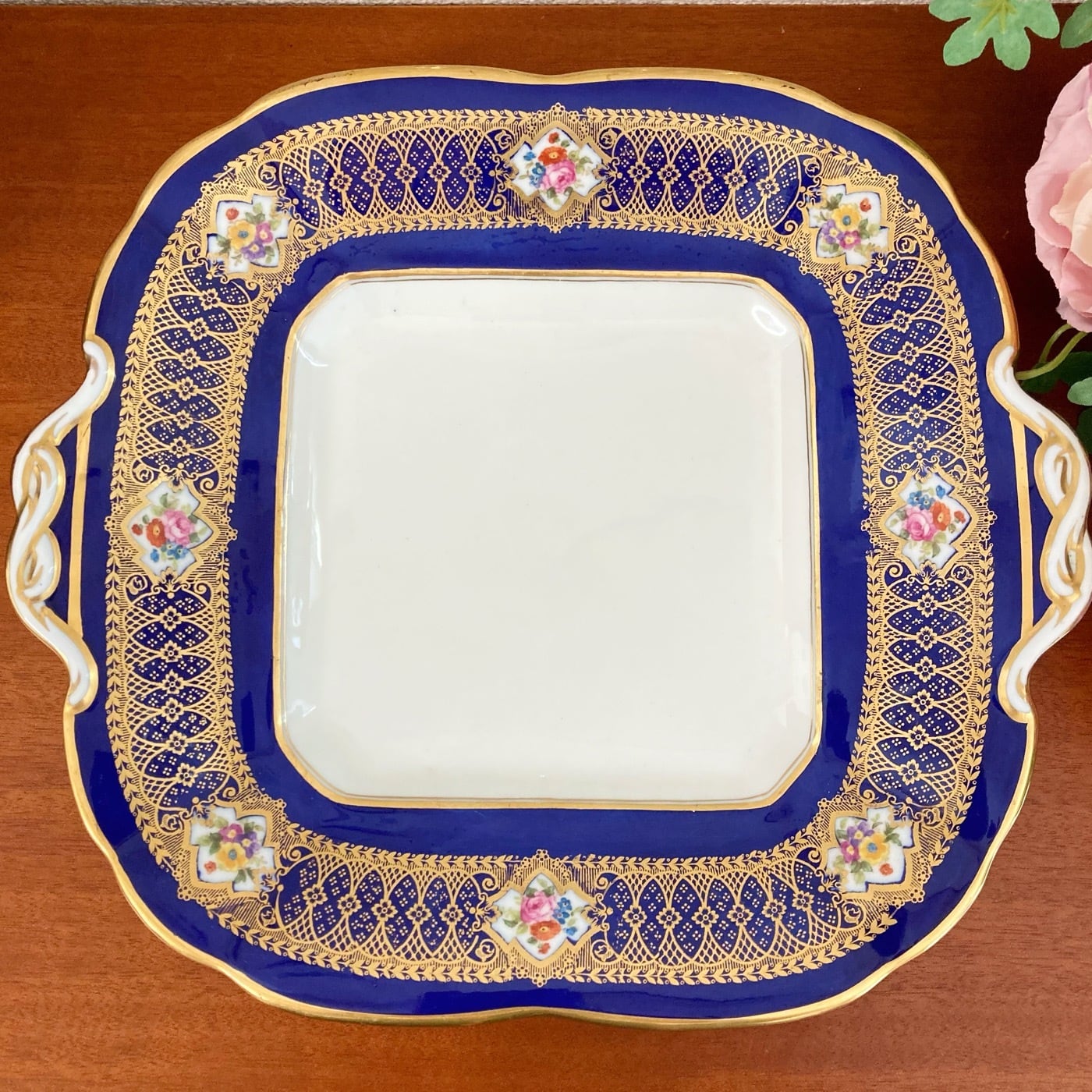 コウルドン 藍地金彩花柄文ディナープレート N83B / Cauldon 皿 コウルドン ロイヤルブルーと金彩の美しい19点セット | Rosy Baby