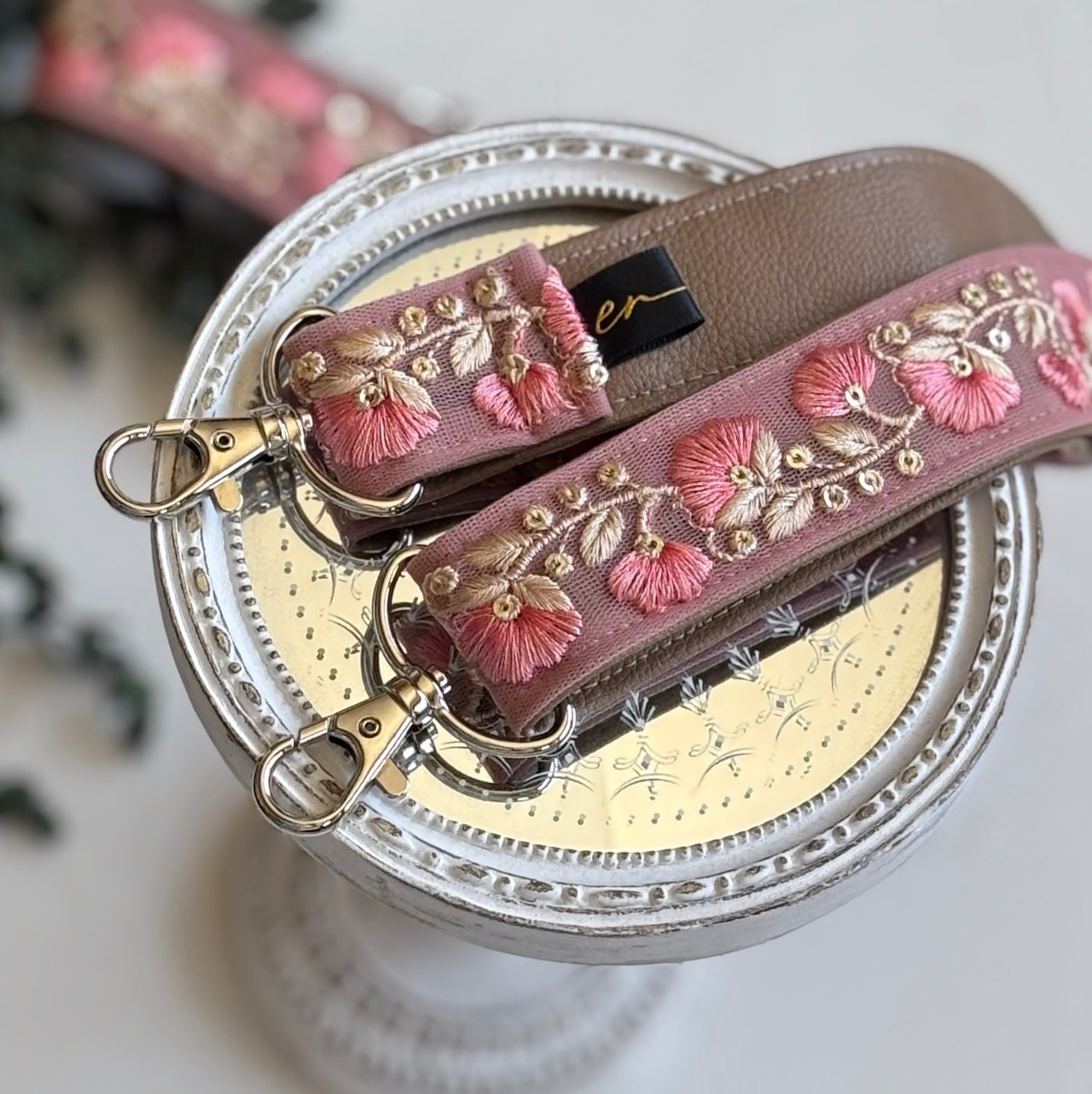 インド刺繍リボンのショルダーストラップ｜太め幅×高級感｜ピンク