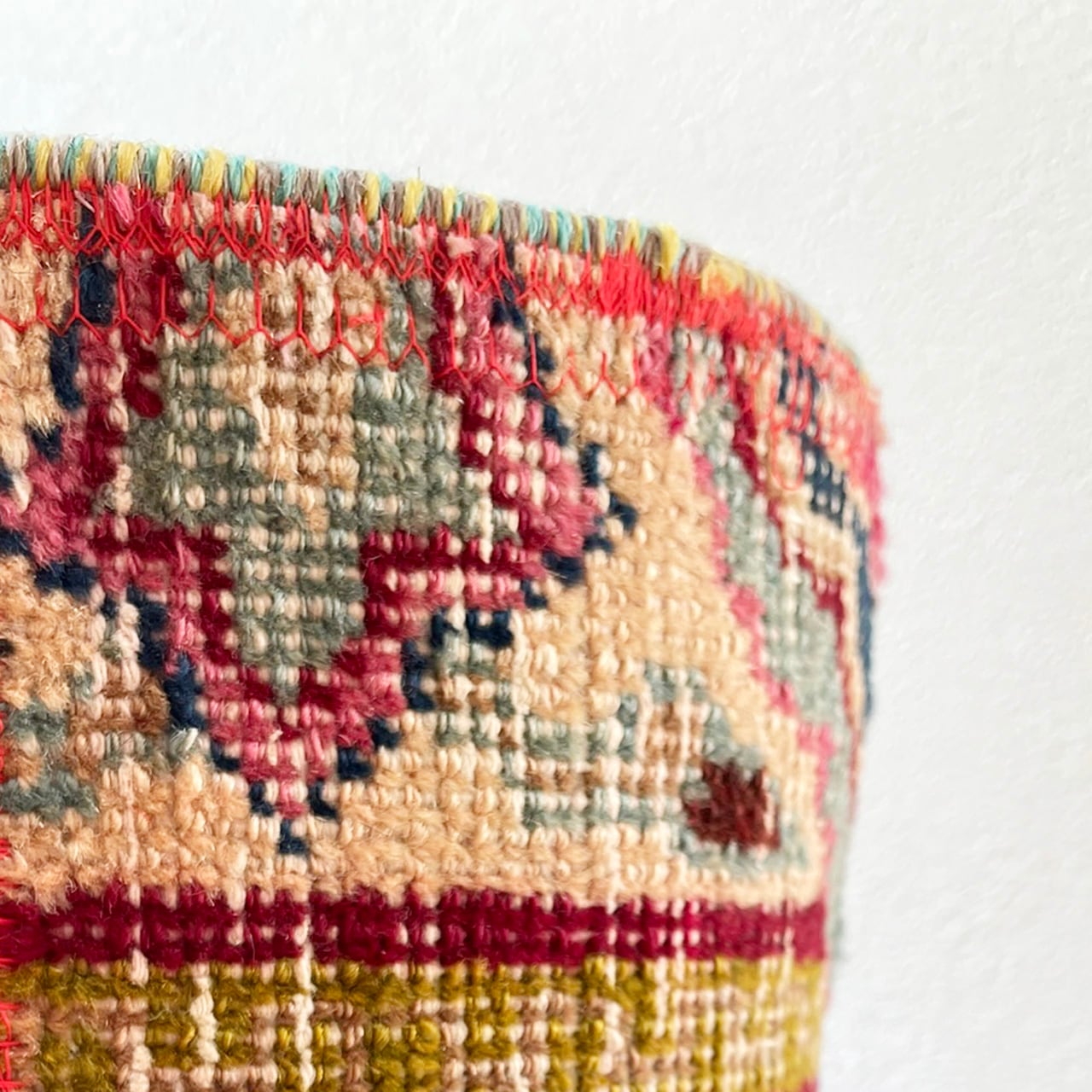 ヴィンテージラグポット鉢カバー｜Lサイズ vintage rug pot アフガンレッド from Afghan rug [pl002]  ラグの間 ｜ ヴィンテージラグ・ヴィンテージミニラグ専門店