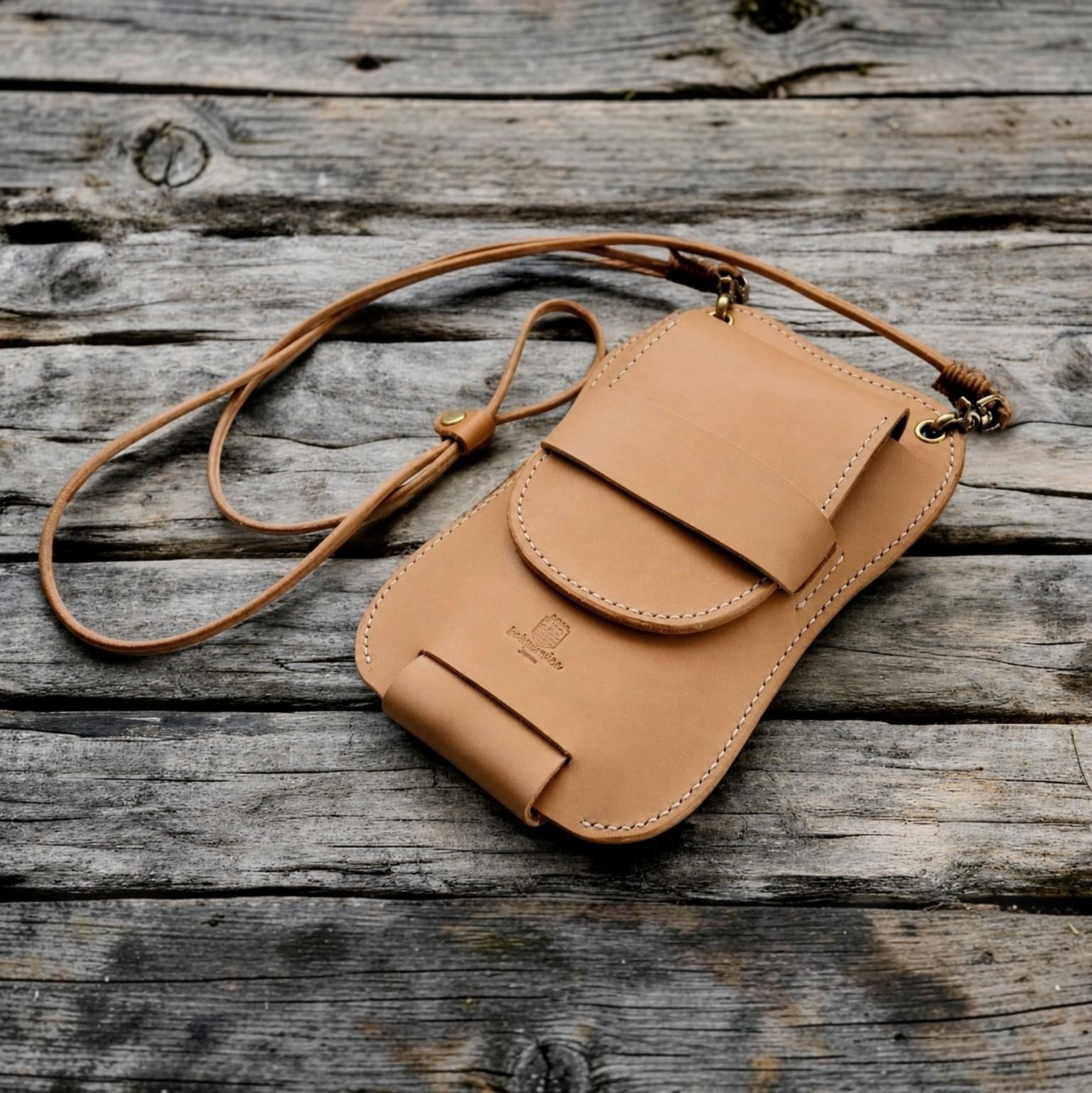 受注製作】本革フラップスマホショルダー | Babylonica Leather Craft
