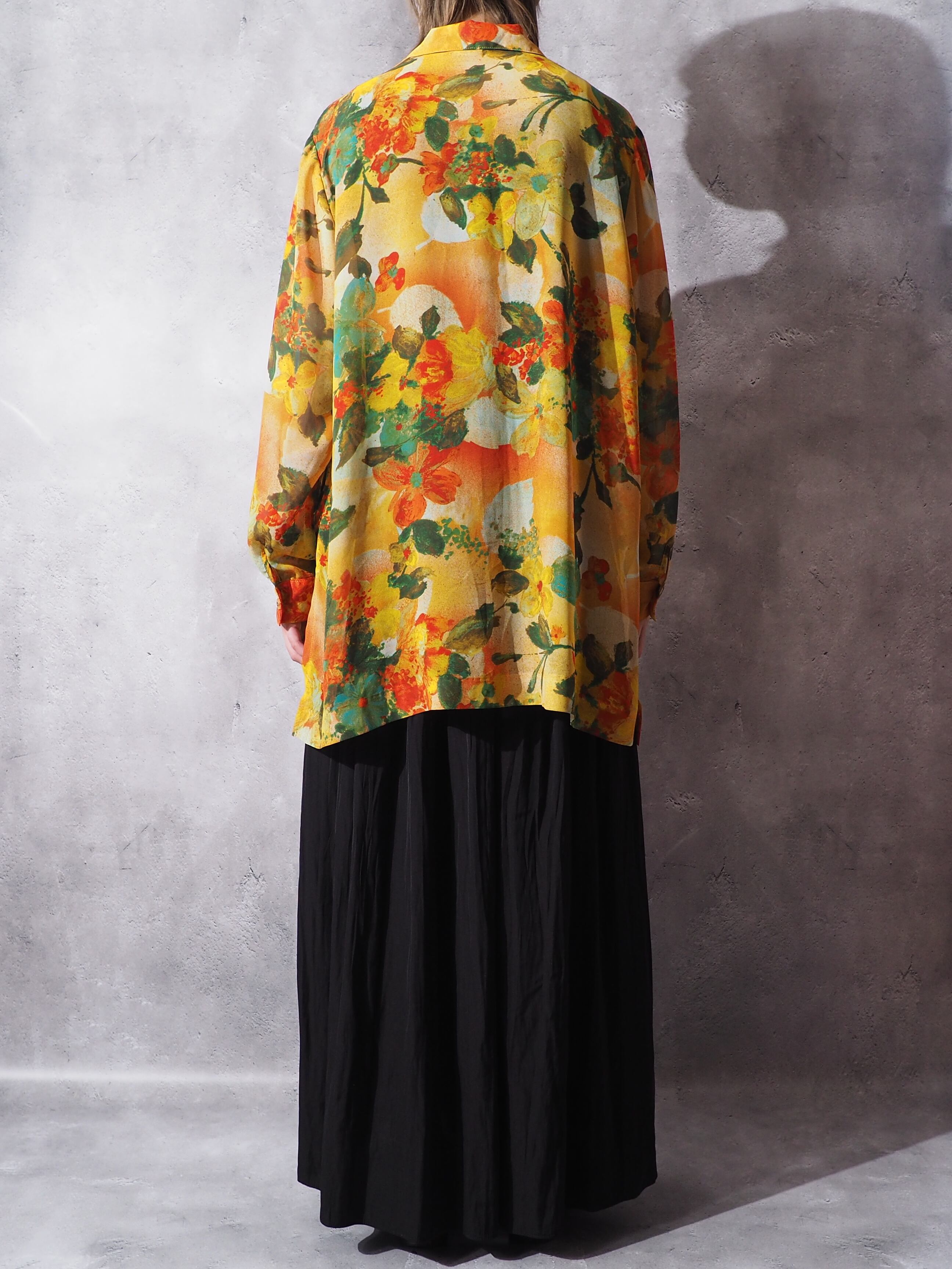 1990s Botanical Flower painted translucent open callar shirt