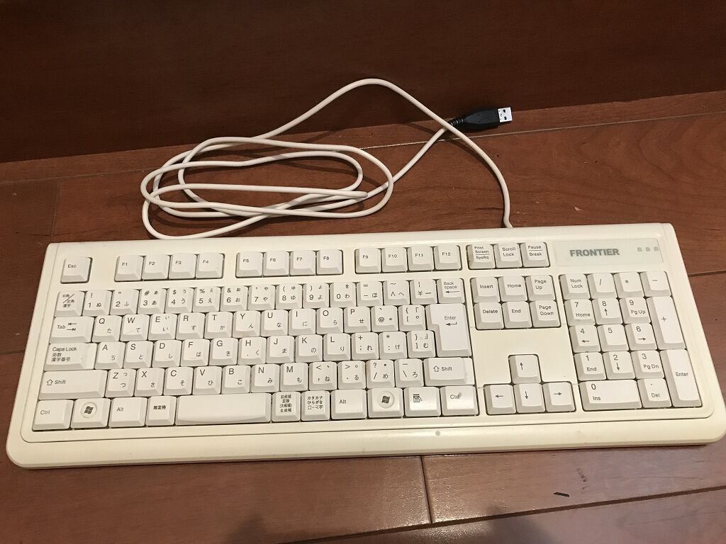 22-9】フロンティア FRONTIER PC USB キーボード KOUZIRO ホワイト