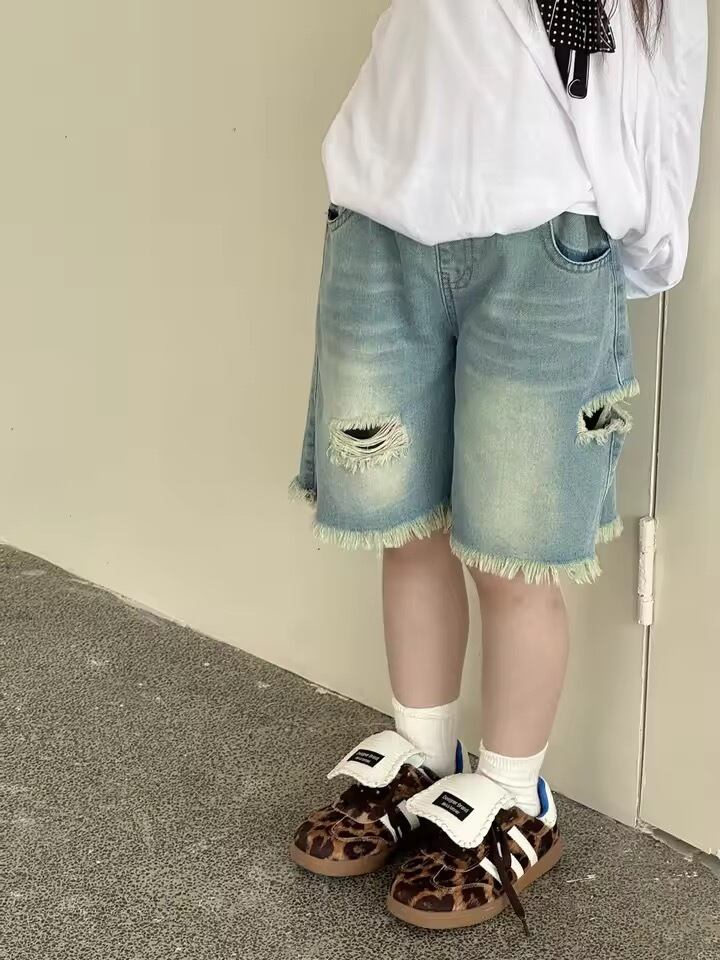 ダメージハーフデニム