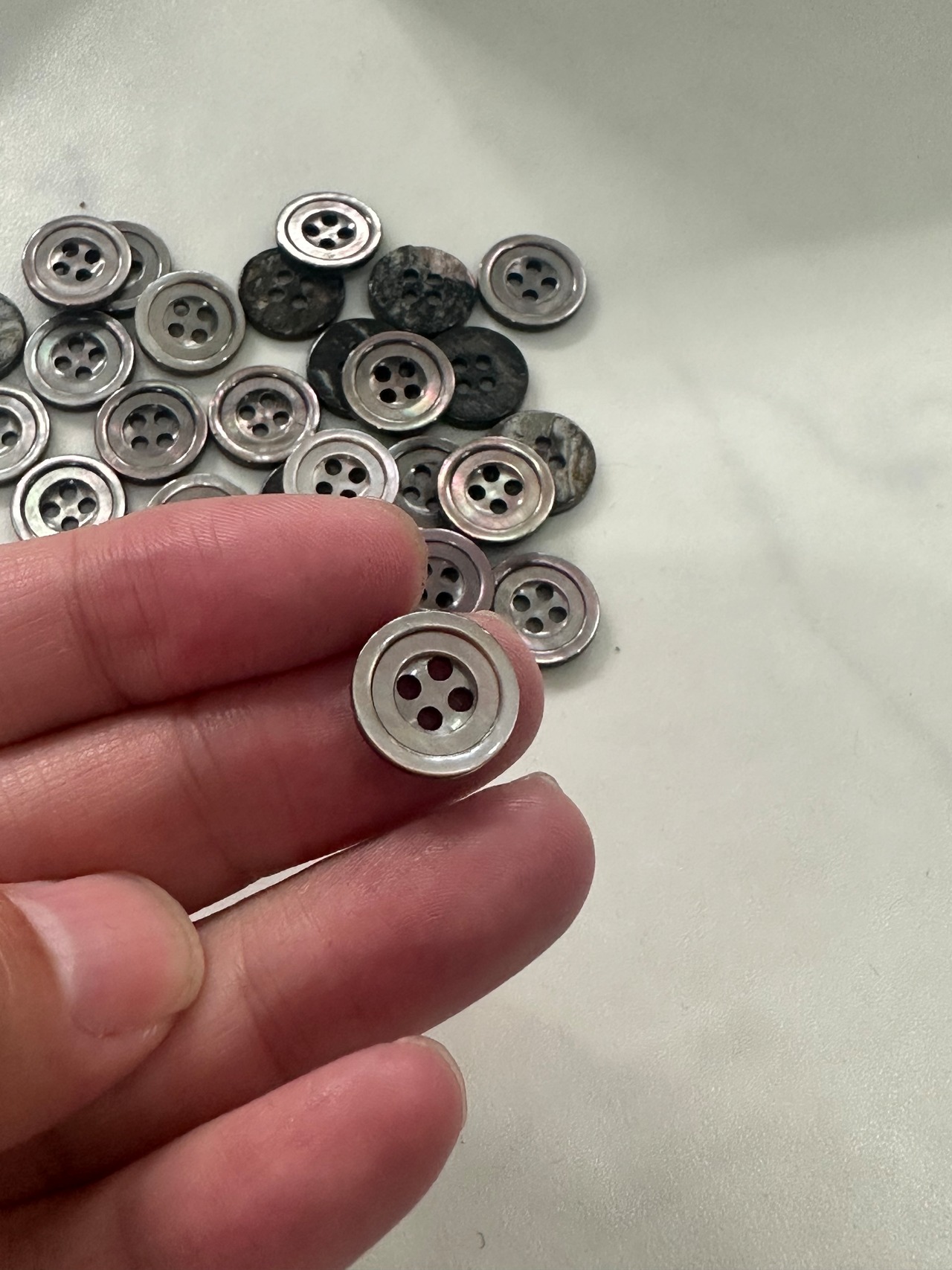 【単体購入不可商品】jn853 12.5mm 黒蝶貝シェルボタン