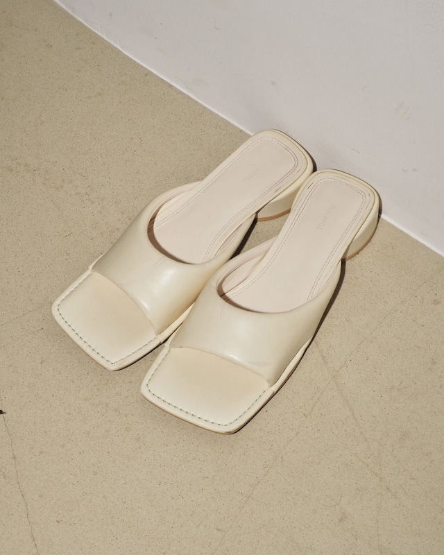 TODAYFUL　Square Padded Sandals スクエアパデットサンダル　Ecru