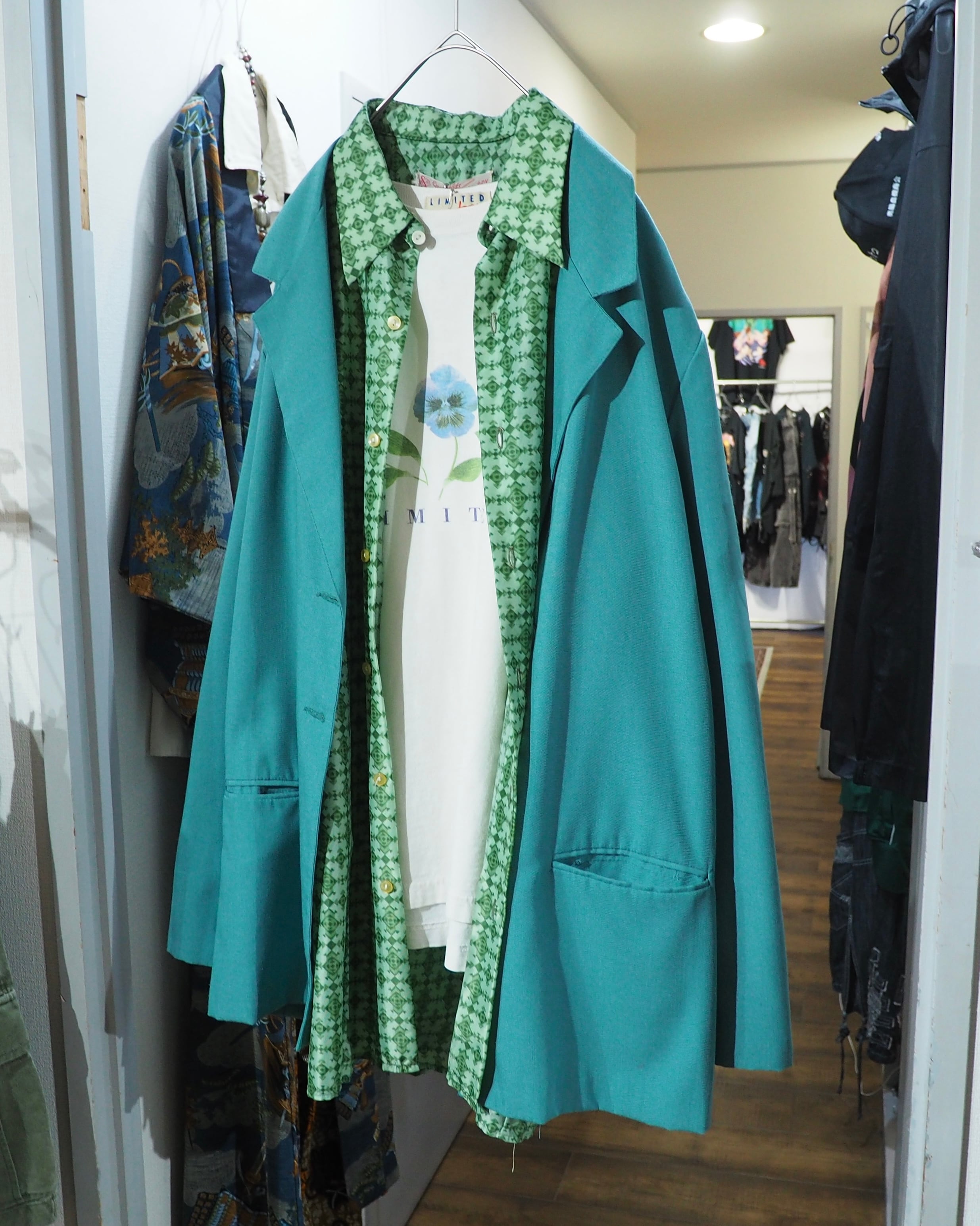 1970 - 80s Geometric rhombus patterns vintage Drape loose shirt