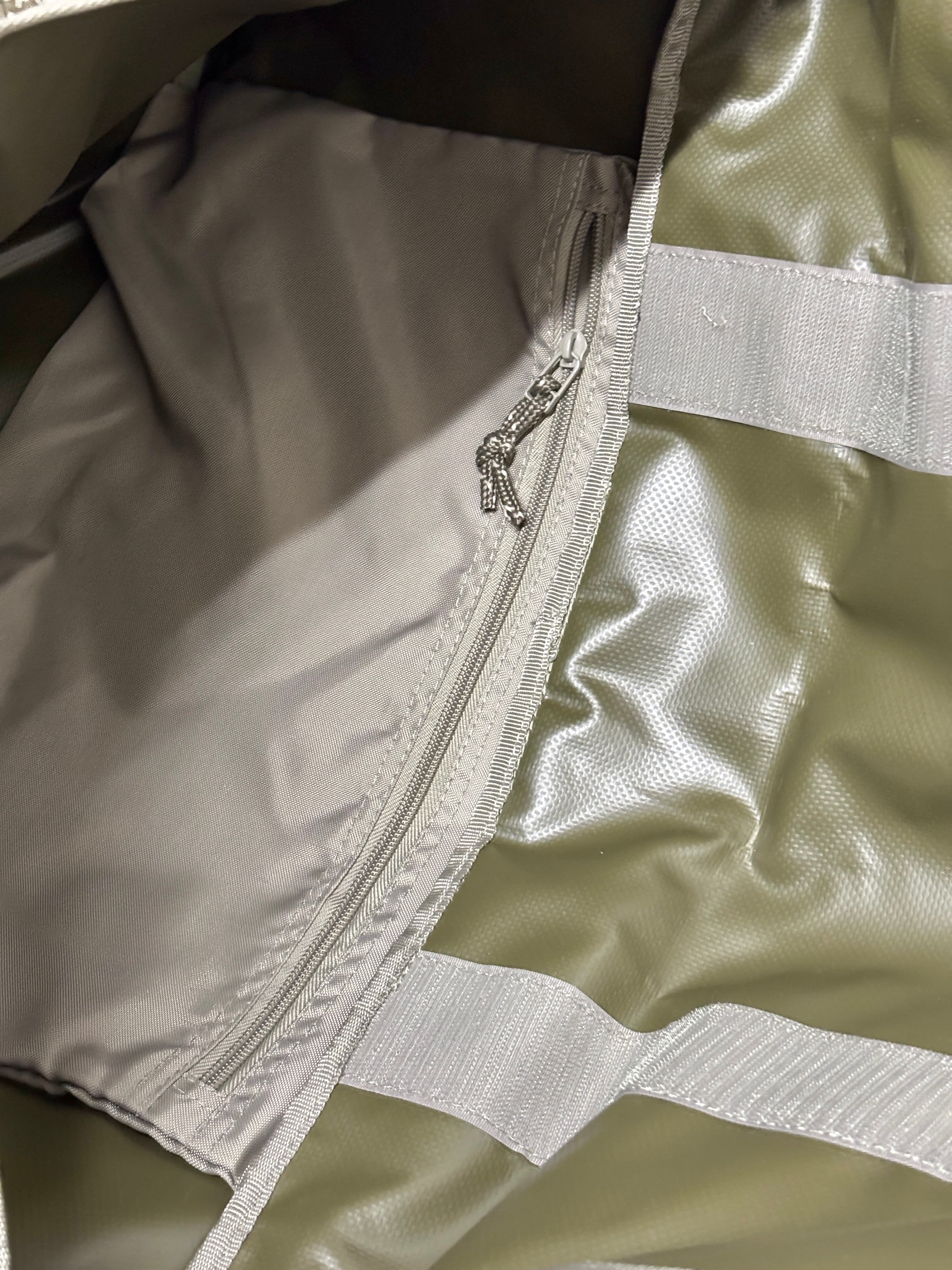00s STUSSY × ERIC HAZE/Messenger Bag/タグ付き/メッセンジャ－バッグ