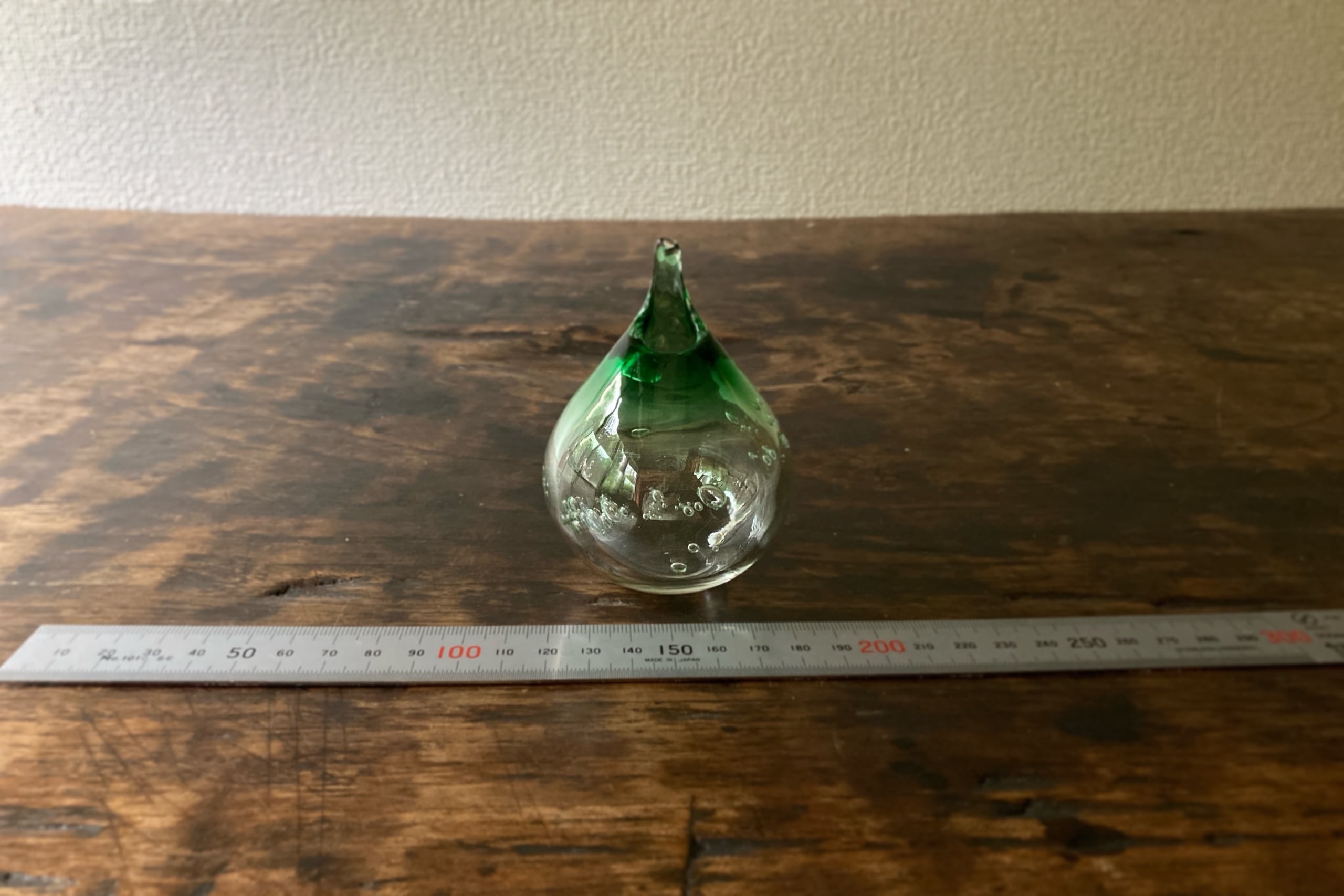 花器(高さ 9 cm)雫花器 グリーン S | TSUNE;田中恒子の器 オンラインストア