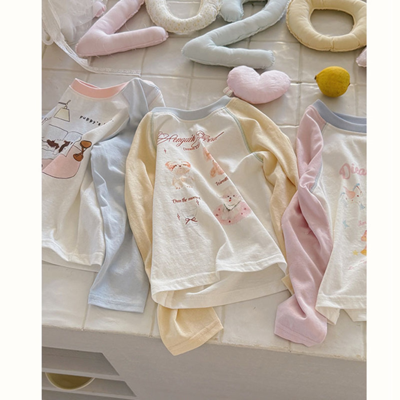 春韓国風犬柄Tシャツ