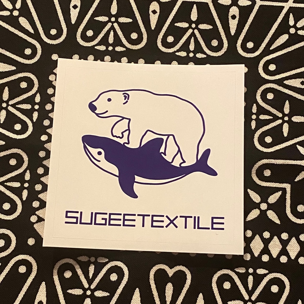 スゲーテキスタイル オリジナルロゴステッカー 防水仕様 しろくま サメ Sugeetextile