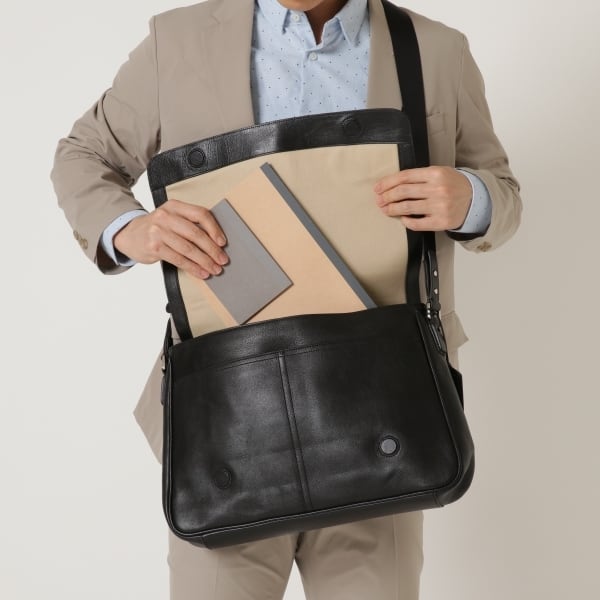 本革 メッセンジャーバッグ | レザーラボラトリー