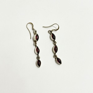 Old 925 Silver Garnet Dangle Pirced Earrings