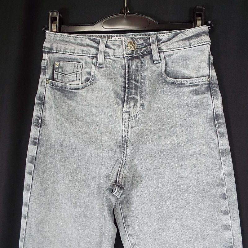 EUR32（ウエスト62cm） ZARA ザラ スキニーパンツ デニム ストレッチ