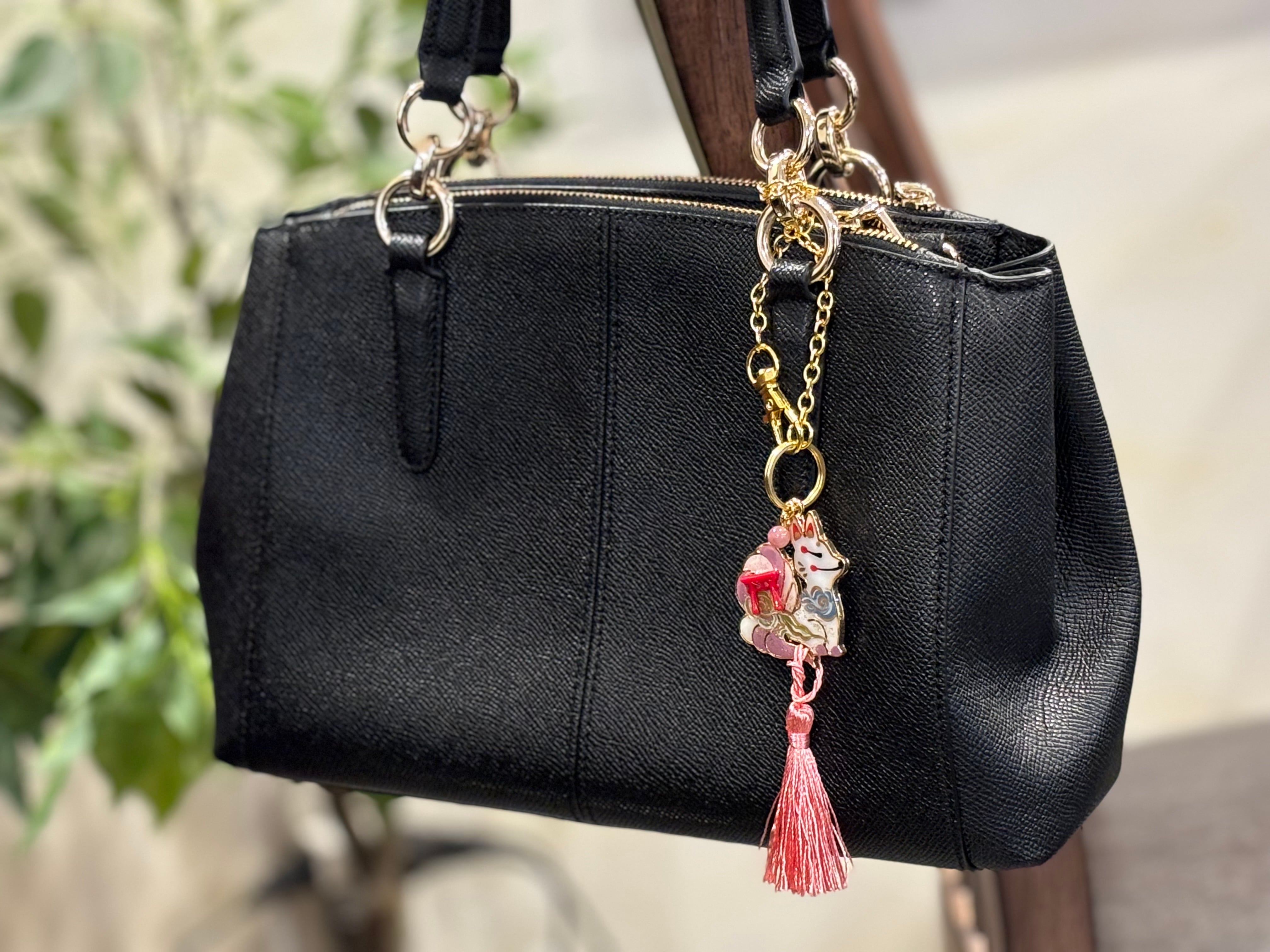 No,53 子天狐守り 白 キツネのお守り 天然石・アラゴナイト付き