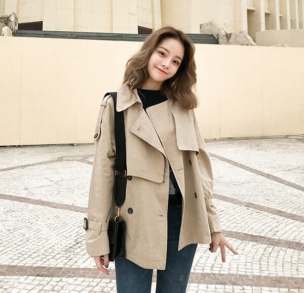 春の新商品 サラッと羽織れて快適 ショートトレンチ アウター レディース トレンチコート ショート トレンチ スプリング コート ジャケット 無地 シンプル ベージュ デイリー カジュアル フェミニン 大人 かわいい 春 秋 代 30代 40代 50代 送料無料 韓国