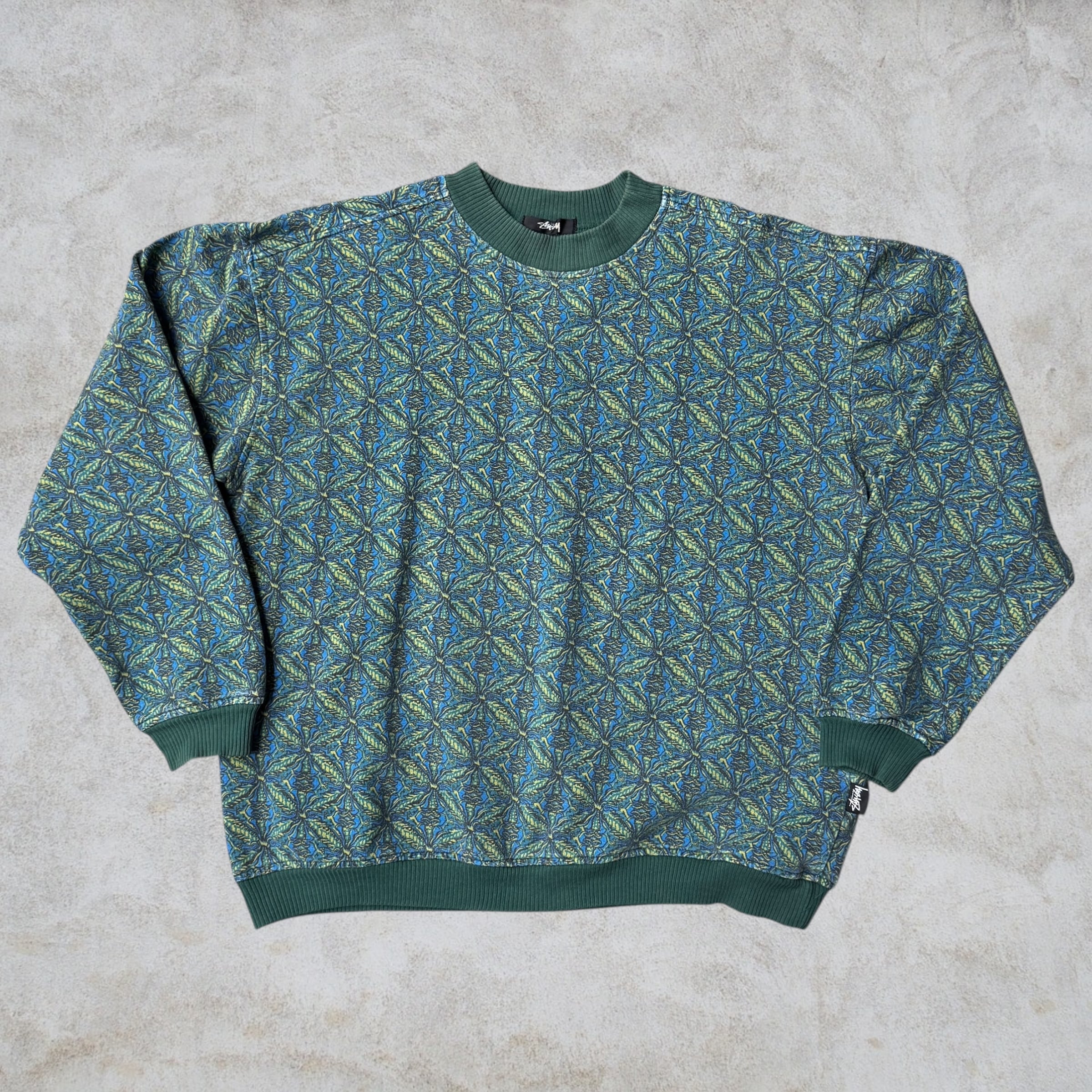 80s old stussy 黒タグ 総柄 マリファナ柄スウェット Lサイズ Special!!】80's~90's old stussy Marijuana Sweat “黒タグ