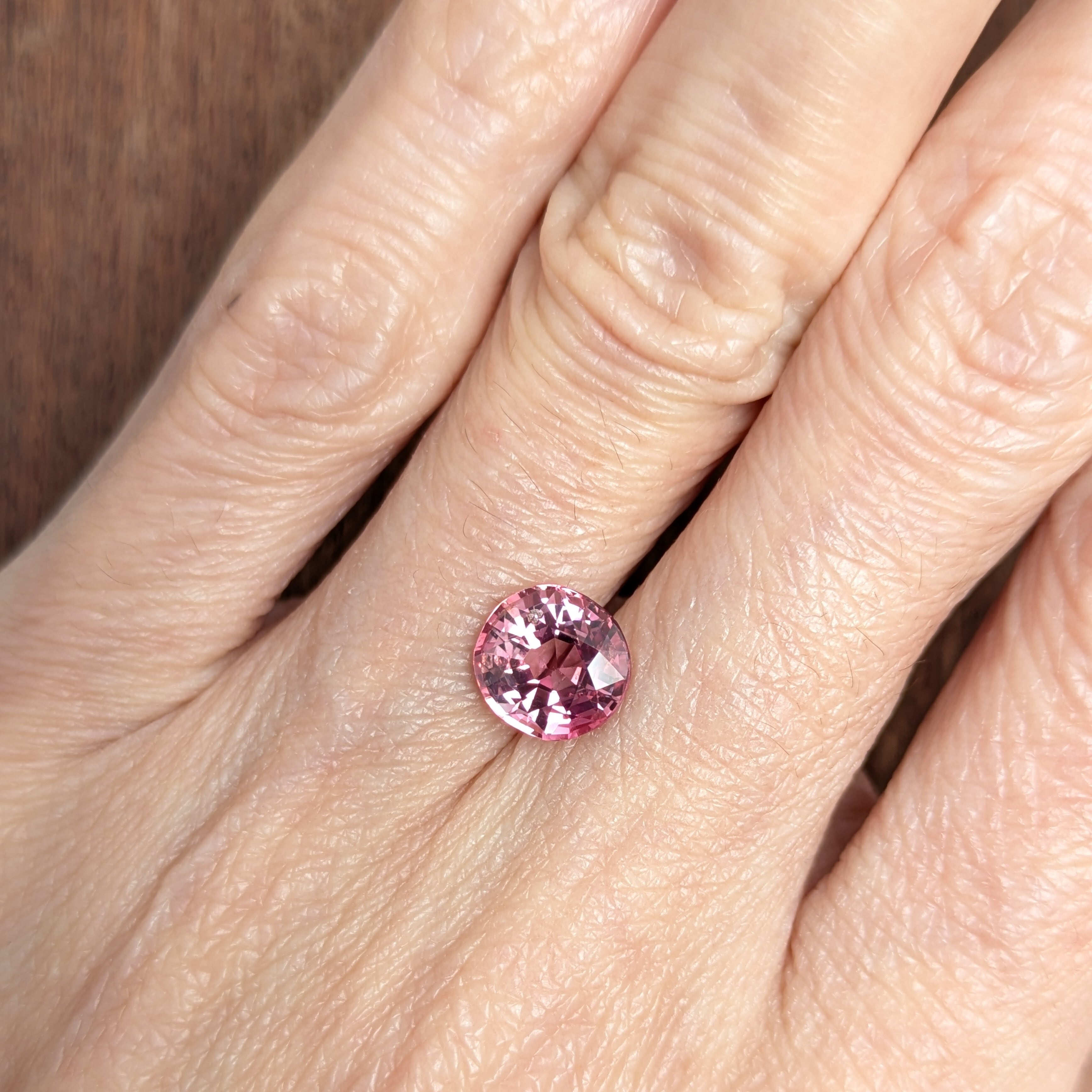 ピンクスピネル ルース ミャンマー・モゴック産【1.90ct】PRO207578