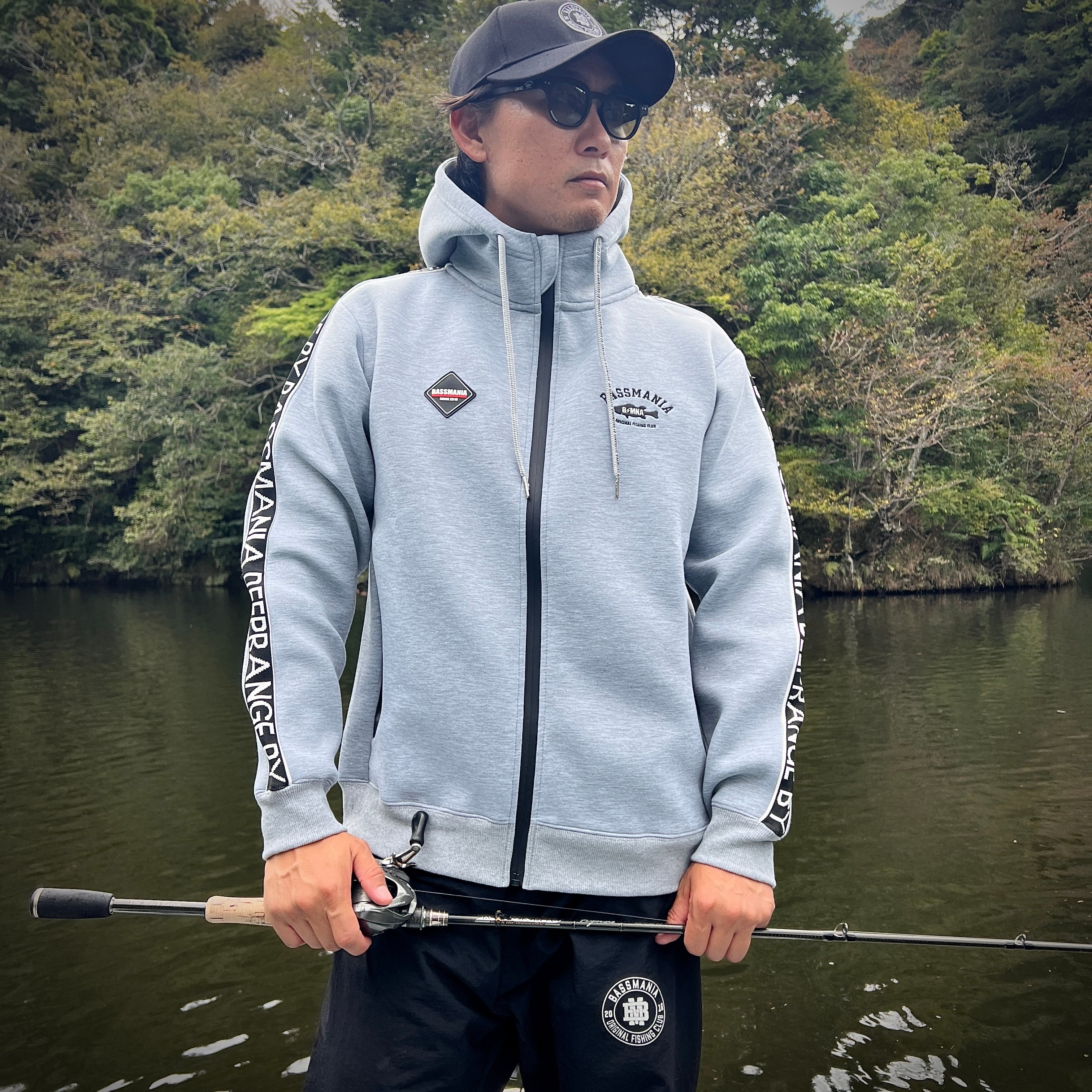 BASSMANIA エンボス ロゴ スポンジ ボンディング ジップ【XXL】 Emboss Logo Sponge Bonding Zip ［GRY］［LIMITED］ | bassmania.jp