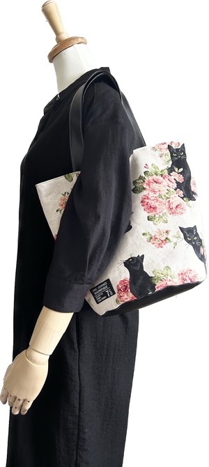 黒猫丸底トートバッグ【黒猫×薔薇の花】レギュラーサイズ