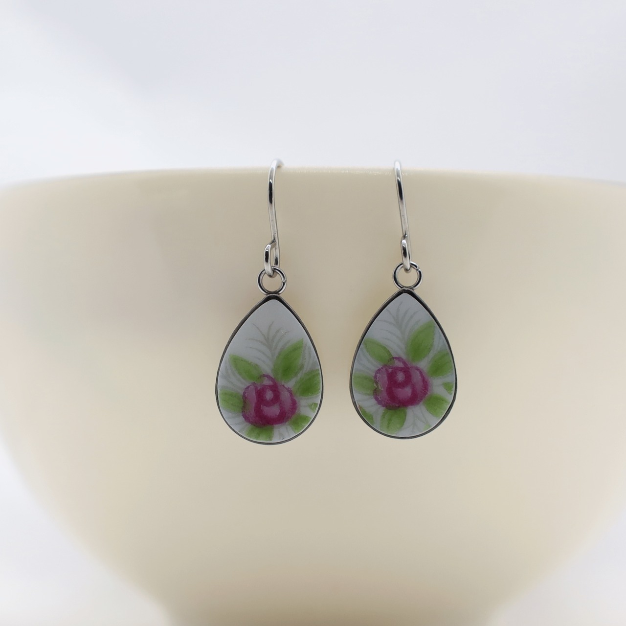 Framed earrings17