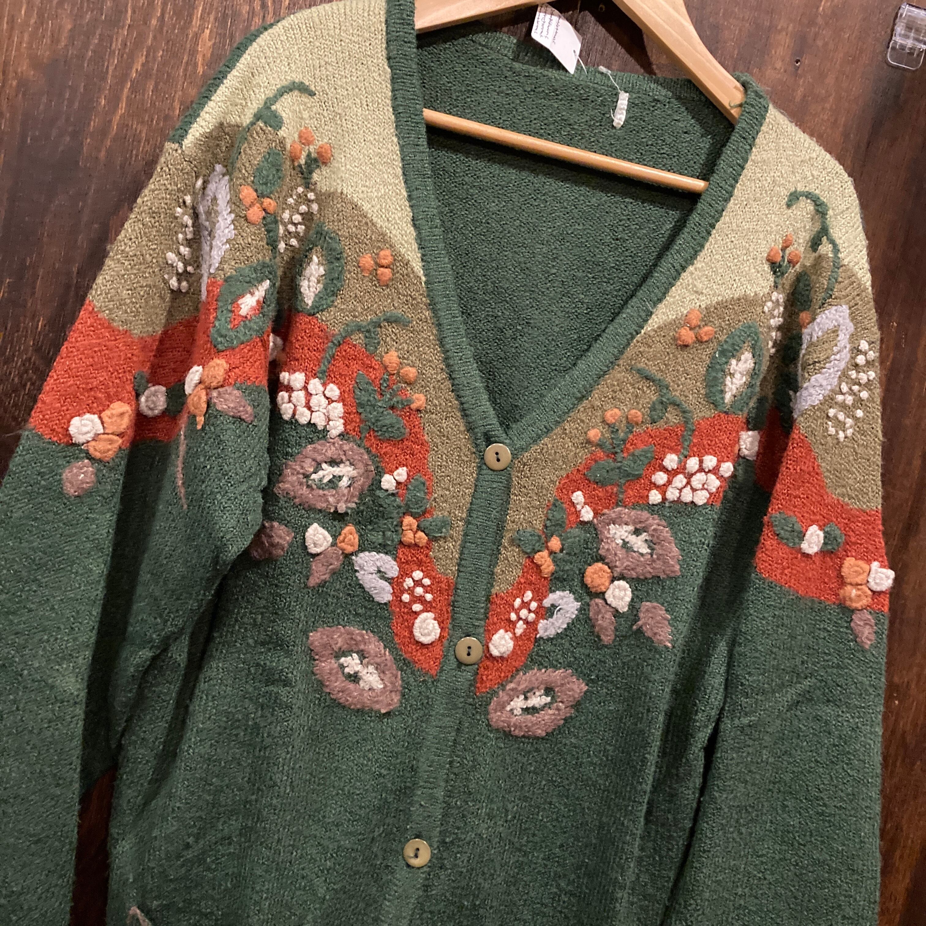 60s 70s USA古着 カラフル 花柄刺繍ニットカーディガン vintage アメリカ古着 花柄刺繍 カーディガン ニット 緑 80s ビンテージ古着