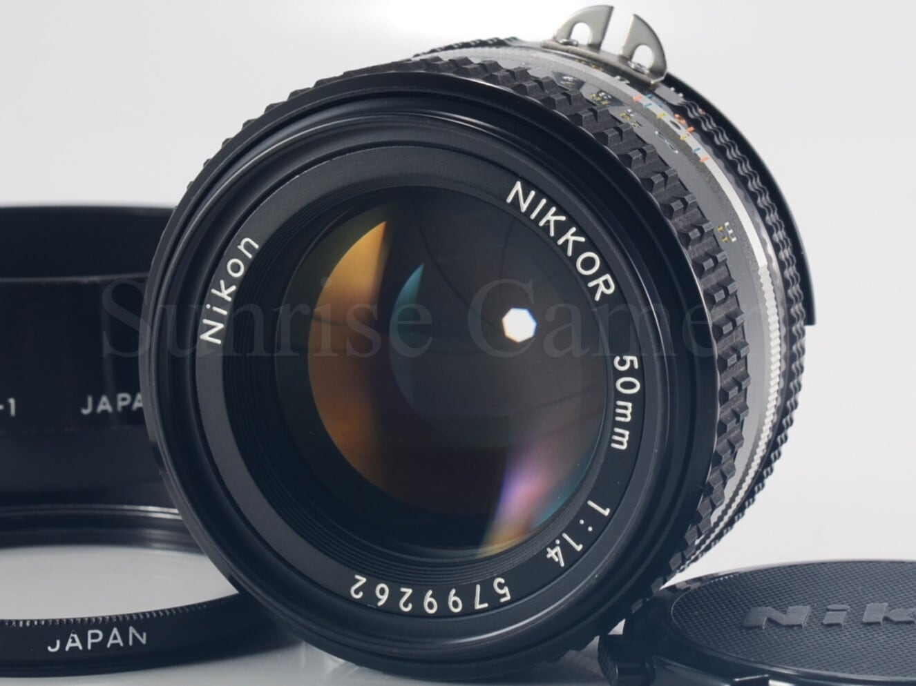 サンライズカメラ フィルムカメラとオールドレンズ専門店