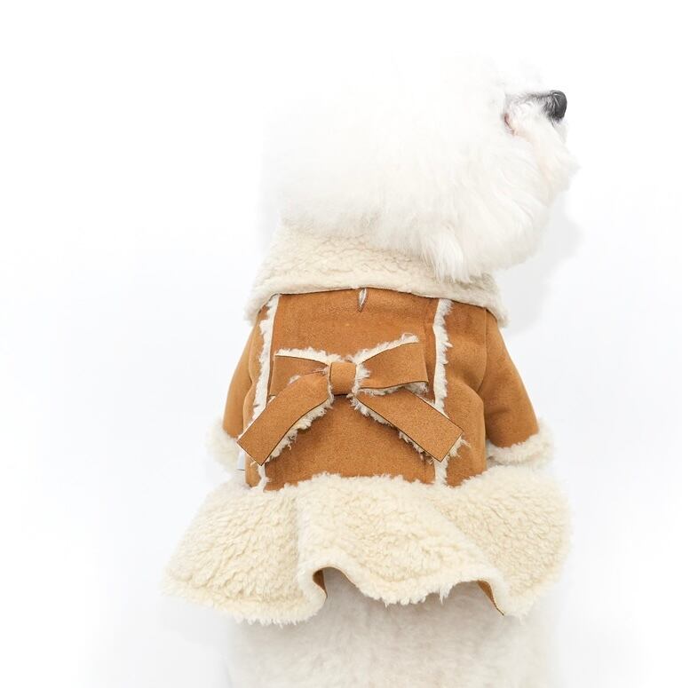 こっそりとペアコーデが出来るテディアウター - (CAMEL)