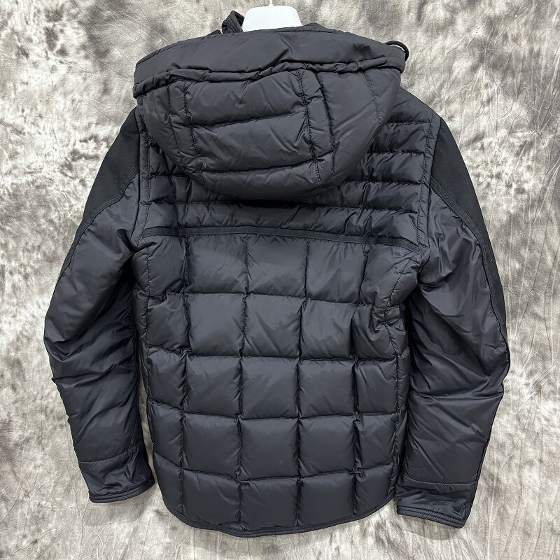 MONCLER ライアンRYAN ブラックダウンジャケット