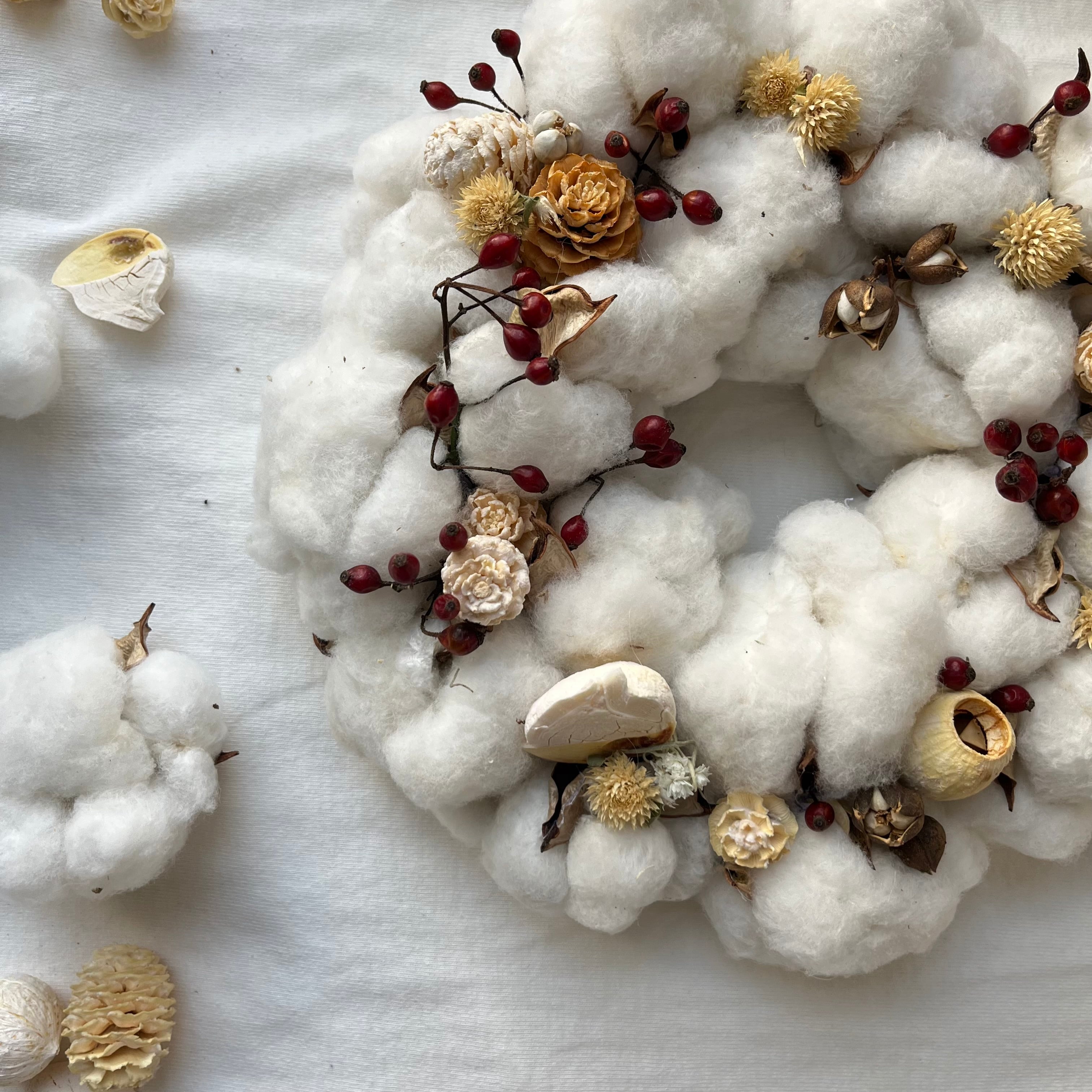 リース(コットンフラワー&木の実) / ドライフラワー リース