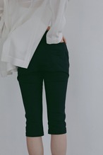 MANOF STRETCH CAPRI PANTS 2色展開