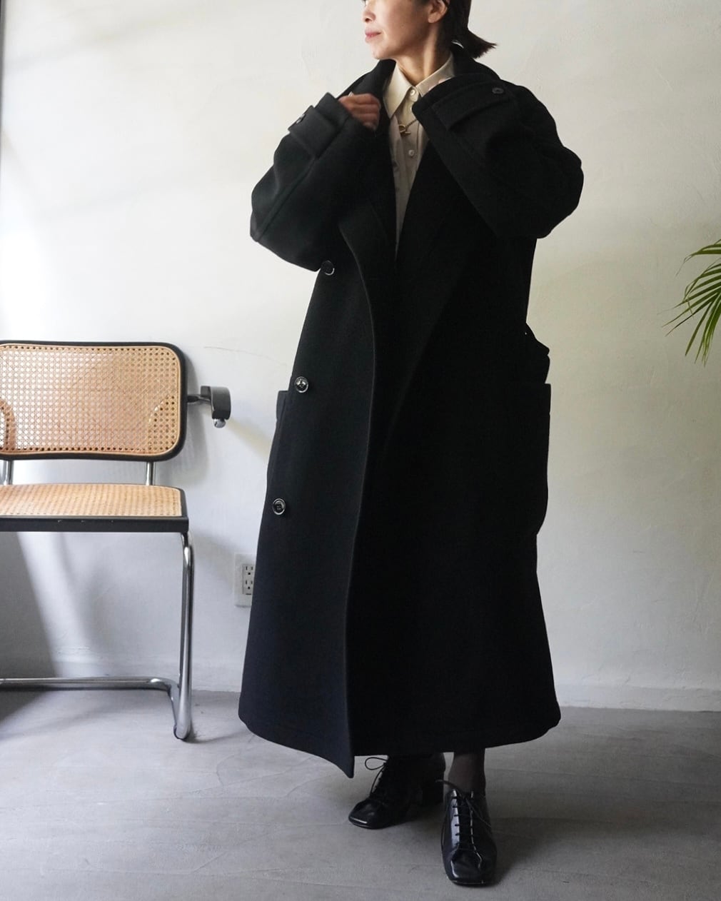 LEMAIRE / unisex WRAP COAT black | LA VILLA ROUGE