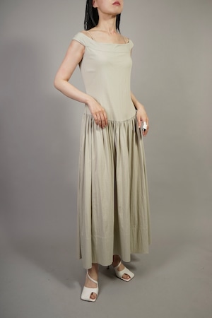 OFF SHOULDER GATHER DRESS  (KHAKI) 2204-27-88