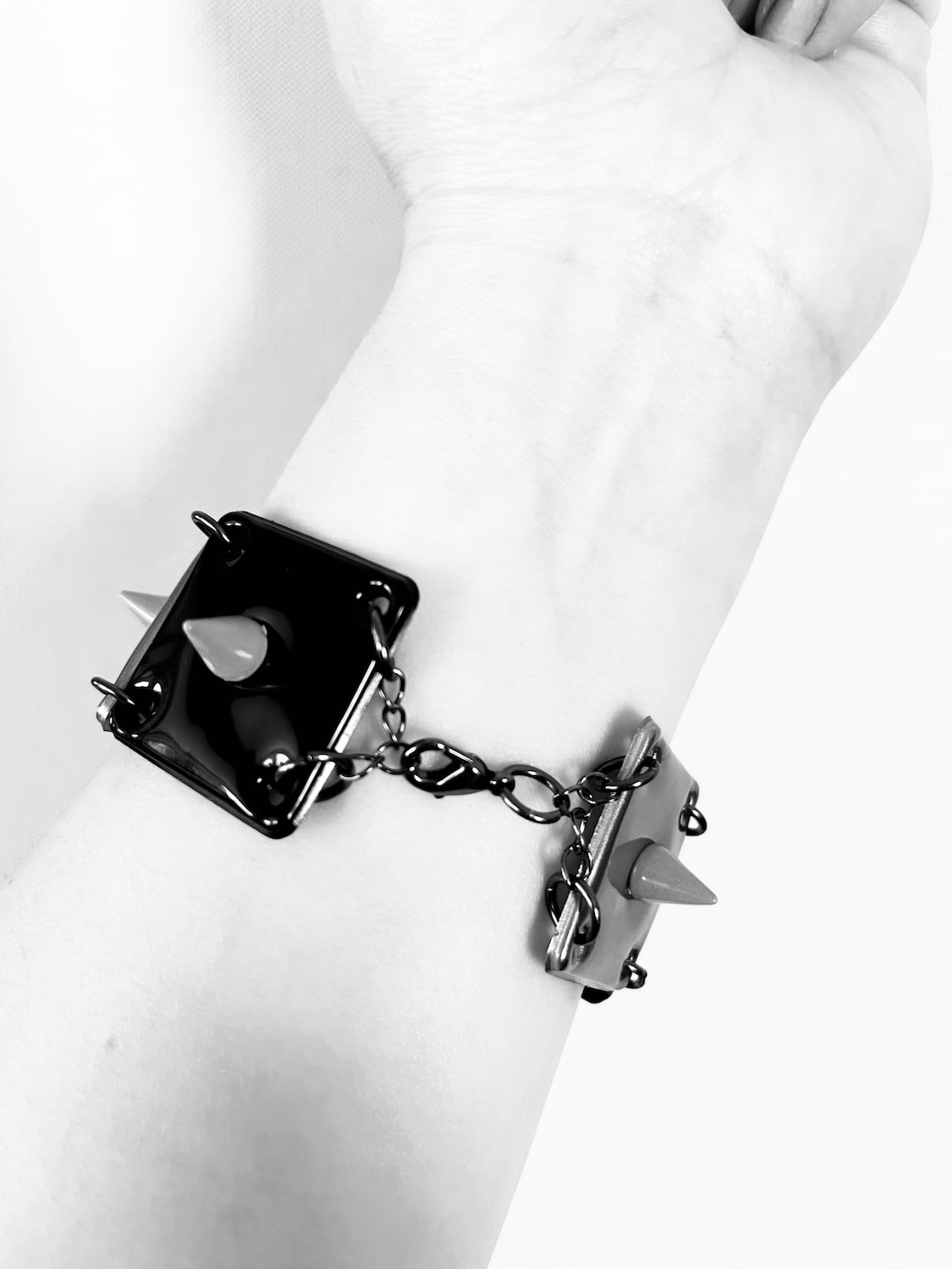 とげどげパンクブレスレット A | Pay ID