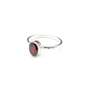 SINGLE PETIT STONE NON-ADJUSTABLE RING 022