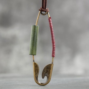 Big Snappin Necklace / ビッグ スナップピン ネックレス