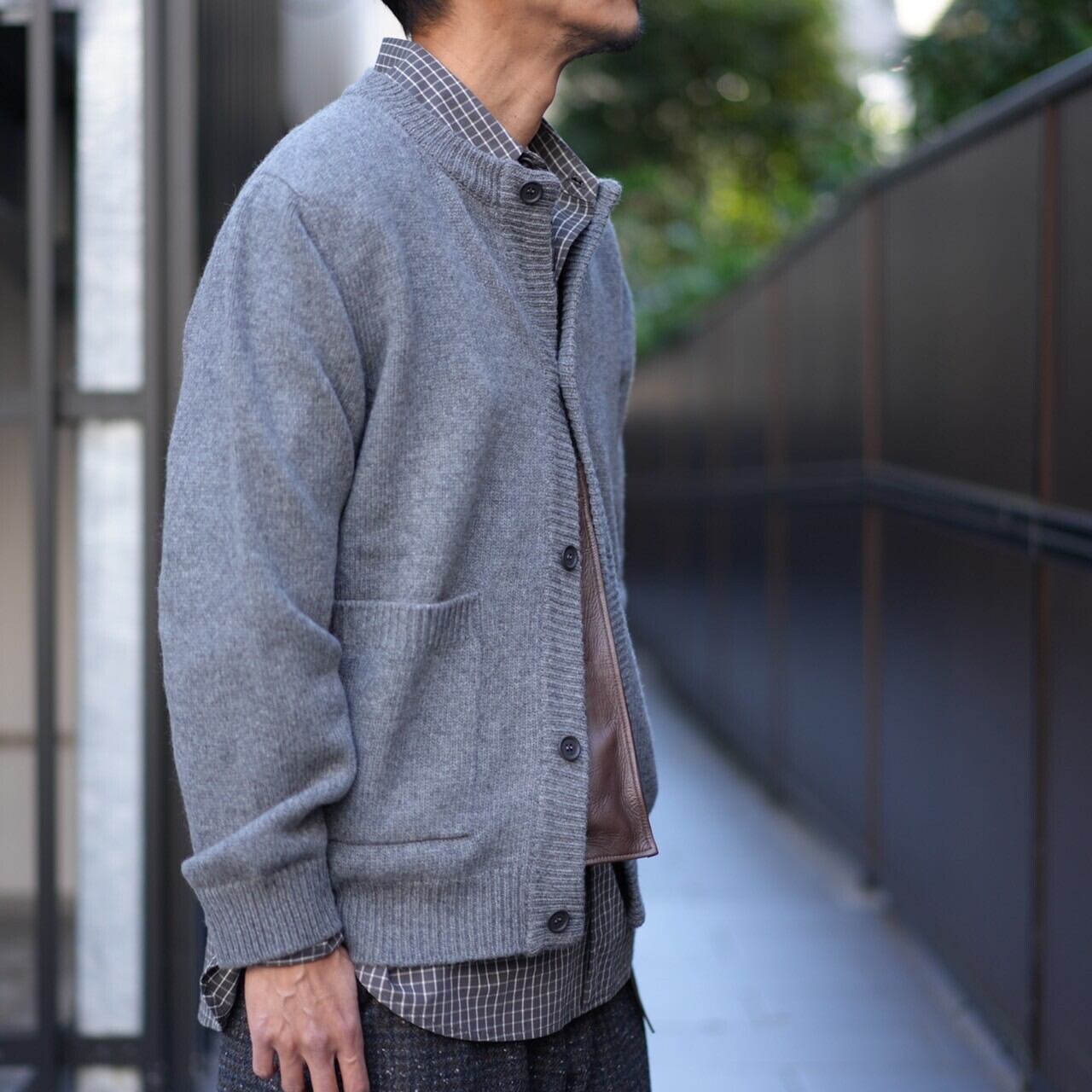 EVAN KINORI(エヴァン キノリ) / Crewneck Cardigan -Grey- | Signs