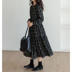 ボタニカル柄 ティアード ミモレ丈 ワンピース W01421