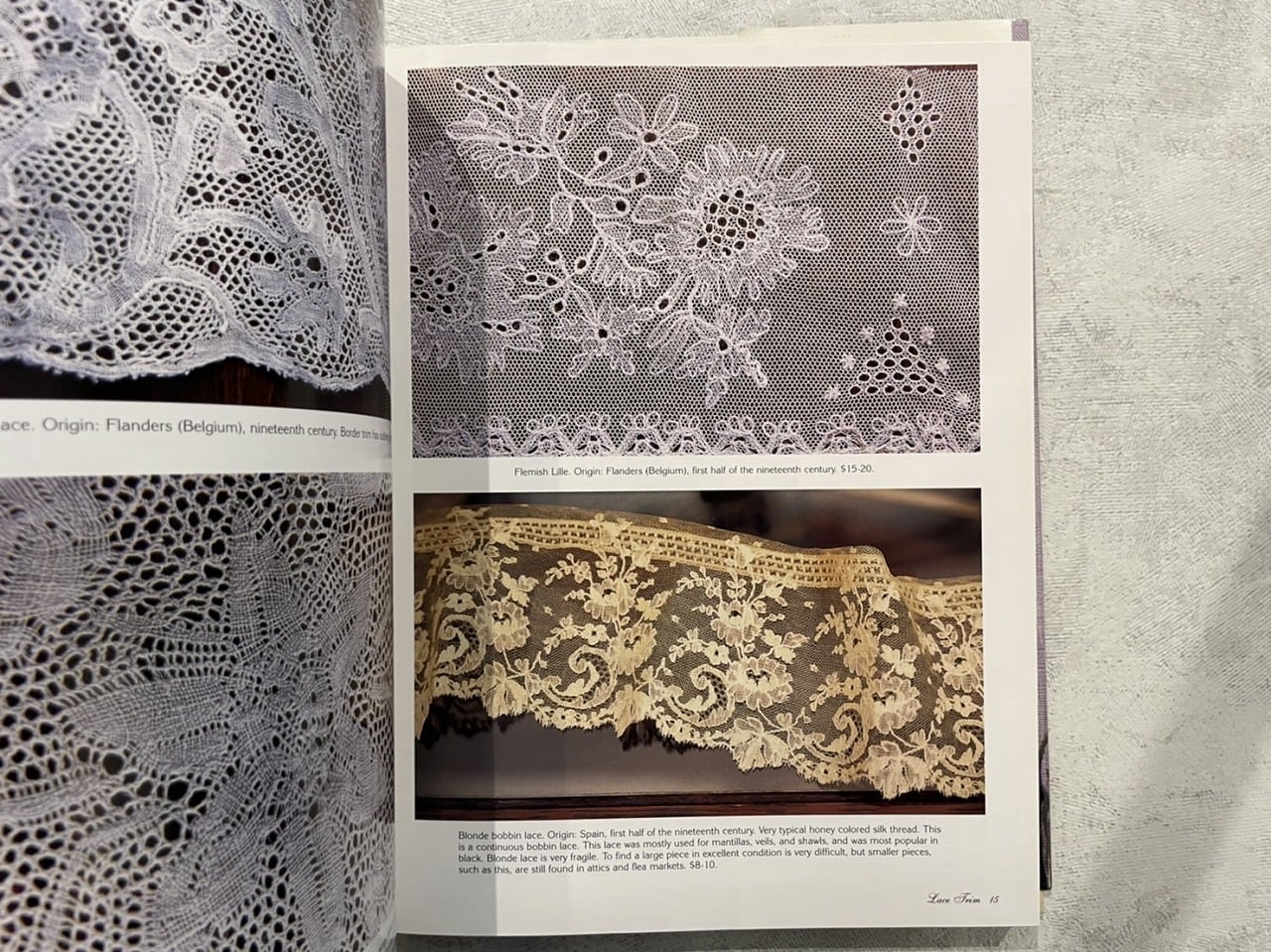 【洋書】Graced by Lace: アンティークリネンとレースのガイド VF242】Graced by Lace: A Guide for Collectors of Antique Linen