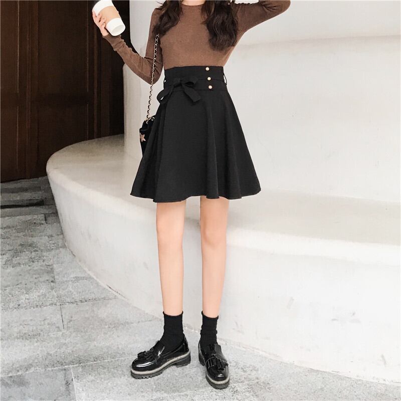 スカート フレアスカート Aラインスカート ショート丈 膝上 無地 秋 冬