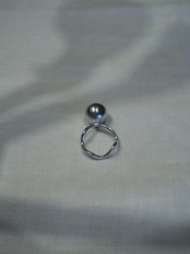Karen silver , wavy ball ring