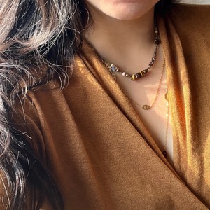 天然石ヴィンテージビーズネックレス＆ ゴールドチタンネックレスの2点セット W10210